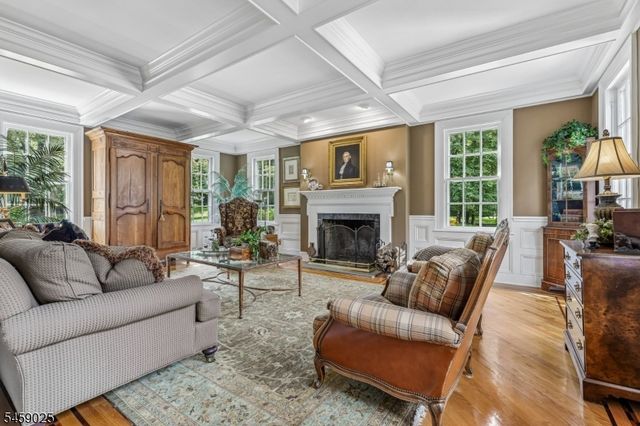 1 Woodside Drive, Montville Twp., NJ 07005