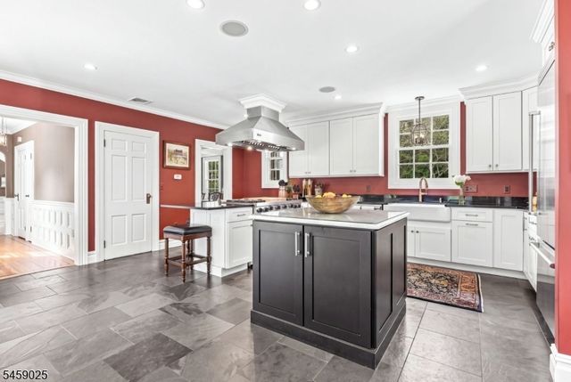 1 Woodside Drive, Montville Twp., NJ 07005