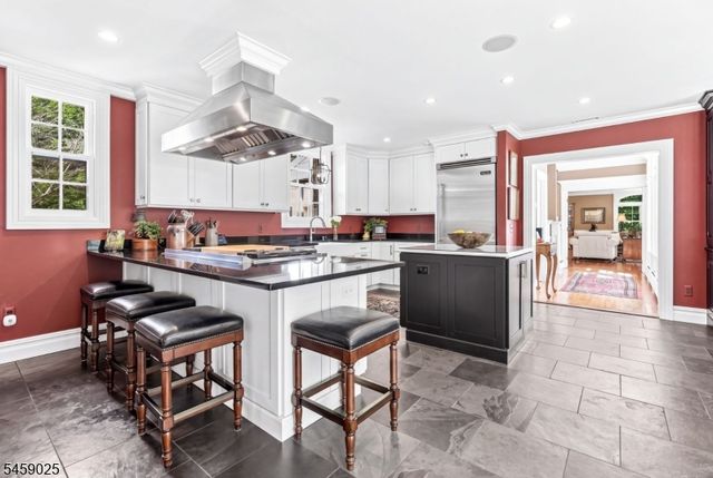 1 Woodside Drive, Montville Twp., NJ 07005