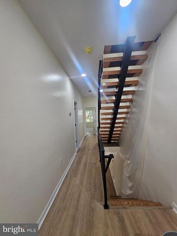83 W SHARPNACK ST, Philadelphia, PA 19119
