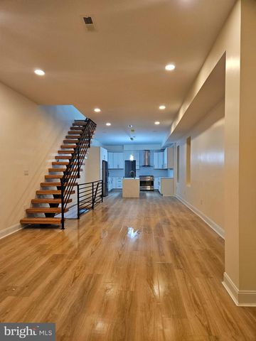 83 W SHARPNACK ST, Philadelphia, PA 19119