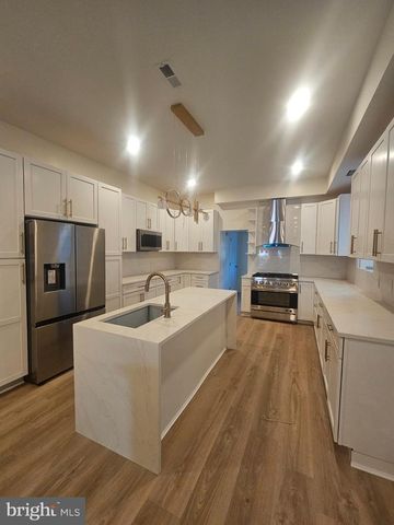 83 W SHARPNACK ST, Philadelphia, PA 19119