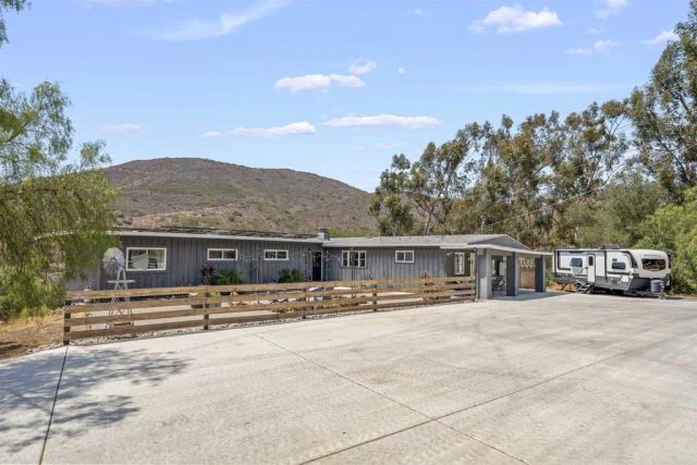 3268 Peg Leg Mine Rd, Jamul, CA 91935