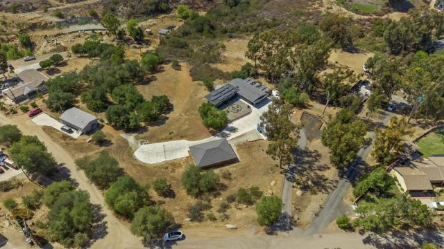 3268 Peg Leg Mine Rd, Jamul, CA 91935