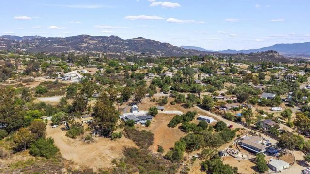 3268 Peg Leg Mine Rd, Jamul, CA 91935
