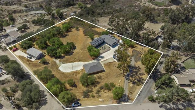 3268 Peg Leg Mine Rd, Jamul, CA 91935