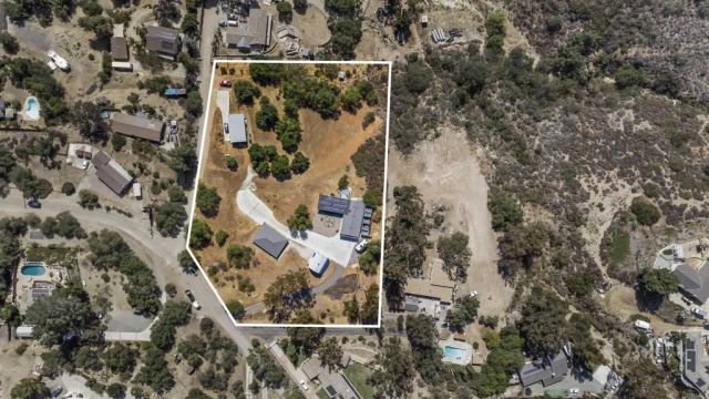 3268 Peg Leg Mine Rd, Jamul, CA 91935