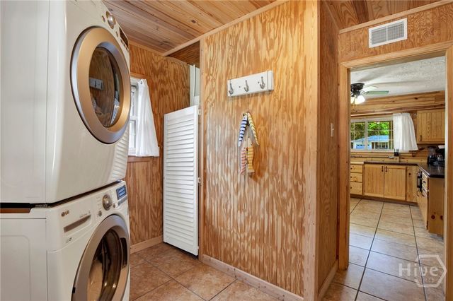 69 Lynn Drive, Garden City, GA 31408