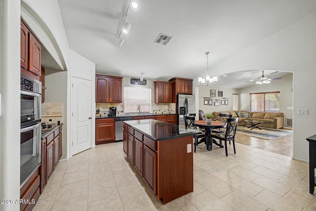 2835 E QUIET HOLLOW Lane, Phoenix, AZ 85024