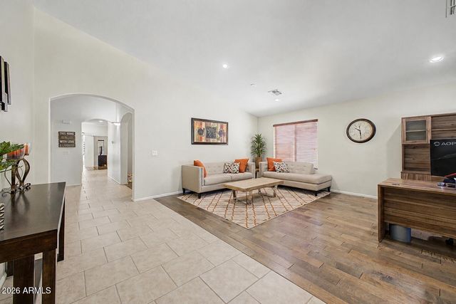 2835 E QUIET HOLLOW Lane, Phoenix, AZ 85024