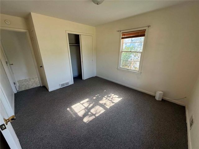 902 Williams Street, Excelsior Springs, MO 64024
