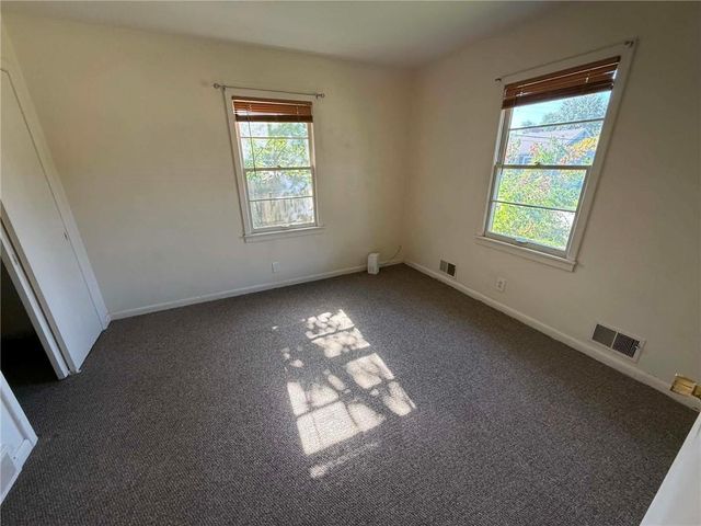 902 Williams Street, Excelsior Springs, MO 64024