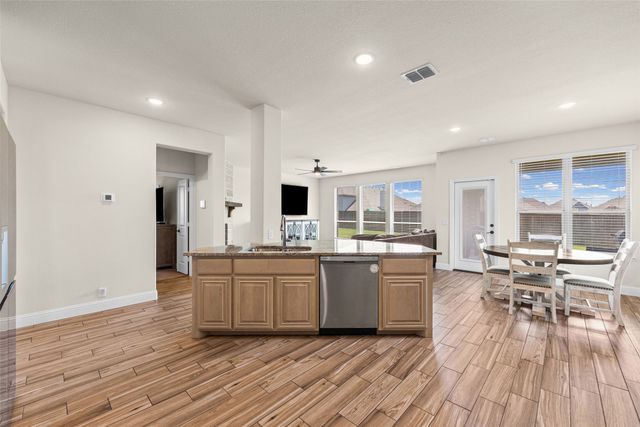 2419 Loxley Drive, Mansfield, TX 76084