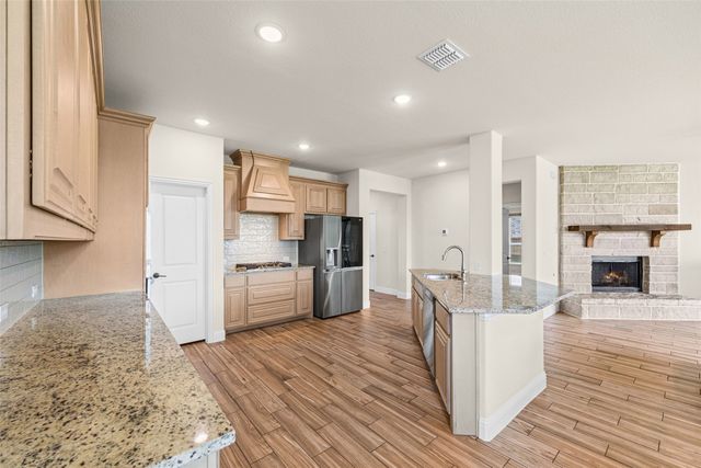 2419 Loxley Drive, Mansfield, TX 76084