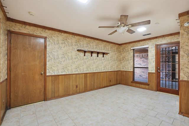 834 Meadowglen Circle, Coppell, TX 75019