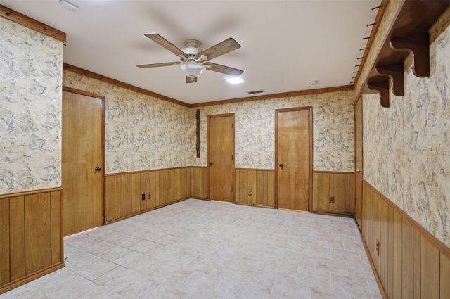 834 Meadowglen Circle, Coppell, TX 75019