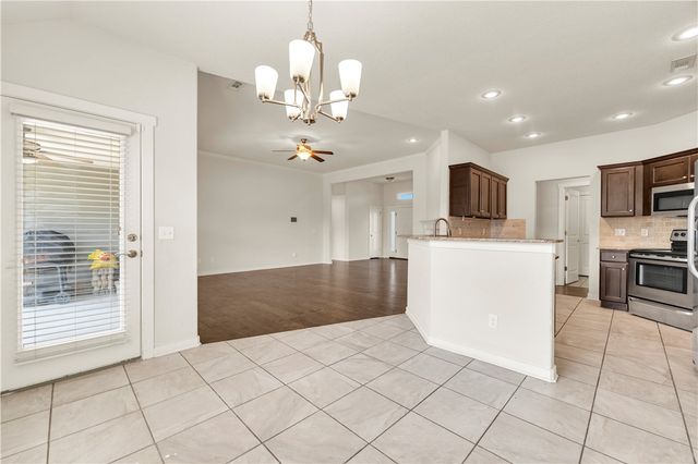 4001 Ridgeton Street, Springdale, AR 72764