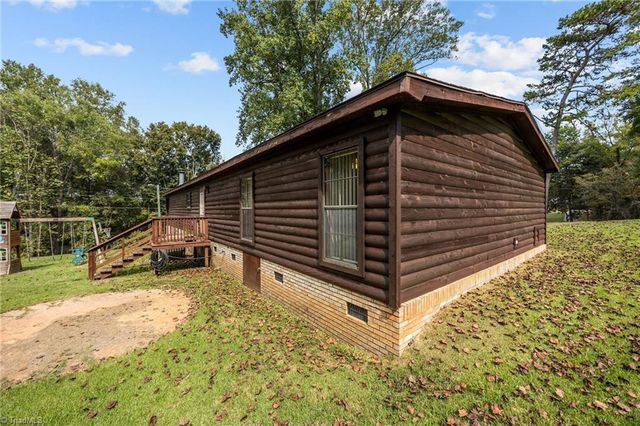 1701 Ramseur Julian Road, Liberty, NC 27298