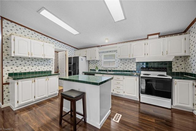 1701 Ramseur Julian Road, Liberty, NC 27298