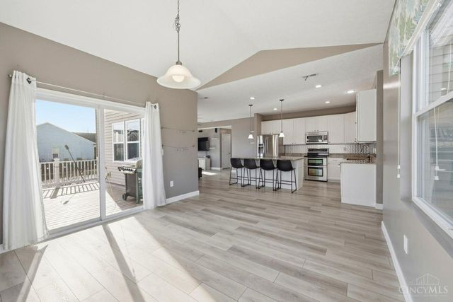 1842 Greentree Meadows Drive, Turtle Creek Twp, OH 45036