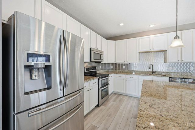 1842 Greentree Meadows Drive, Turtle Creek Twp, OH 45036