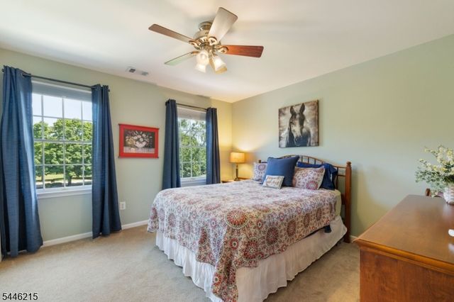 5 Sun Valley Way, Washington Twp., NJ 07853