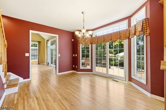 5 Sun Valley Way, Washington Twp., NJ 07853