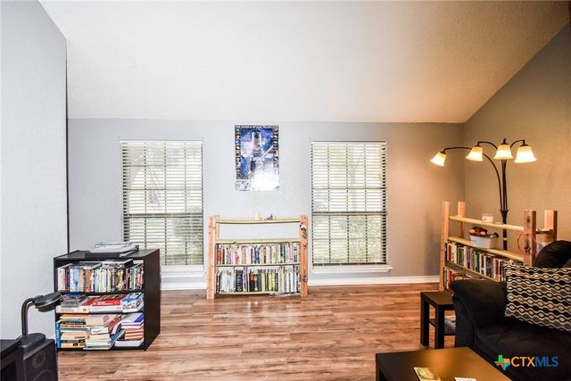 2202 Stagecoach Trail, Temple, TX 76502