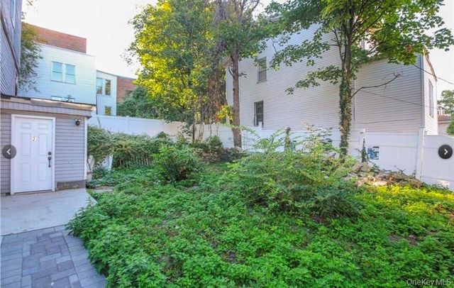 3088 Heath Avenue, Bronx, NY 10463