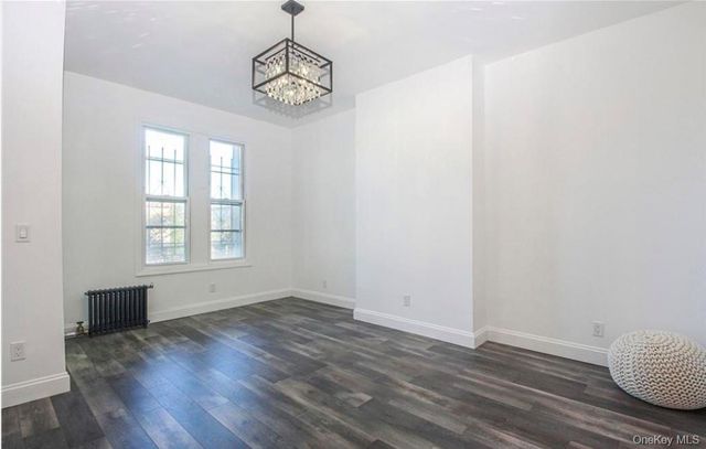 3088 Heath Avenue, Bronx, NY 10463