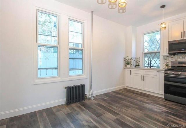 3088 Heath Avenue, Bronx, NY 10463