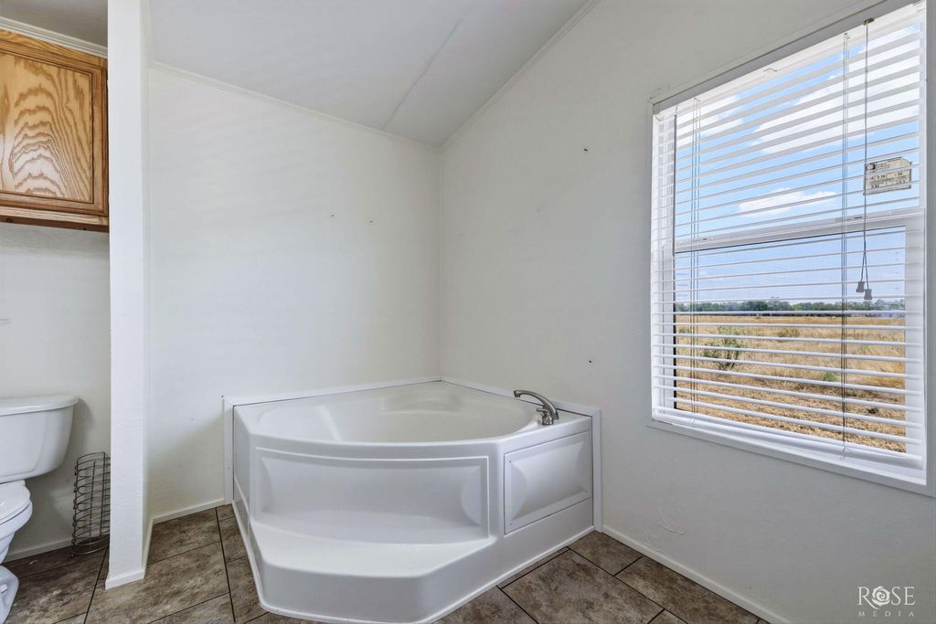 Image 12 of property listing at 908 Fm 380, Paint Rock, TX 76866