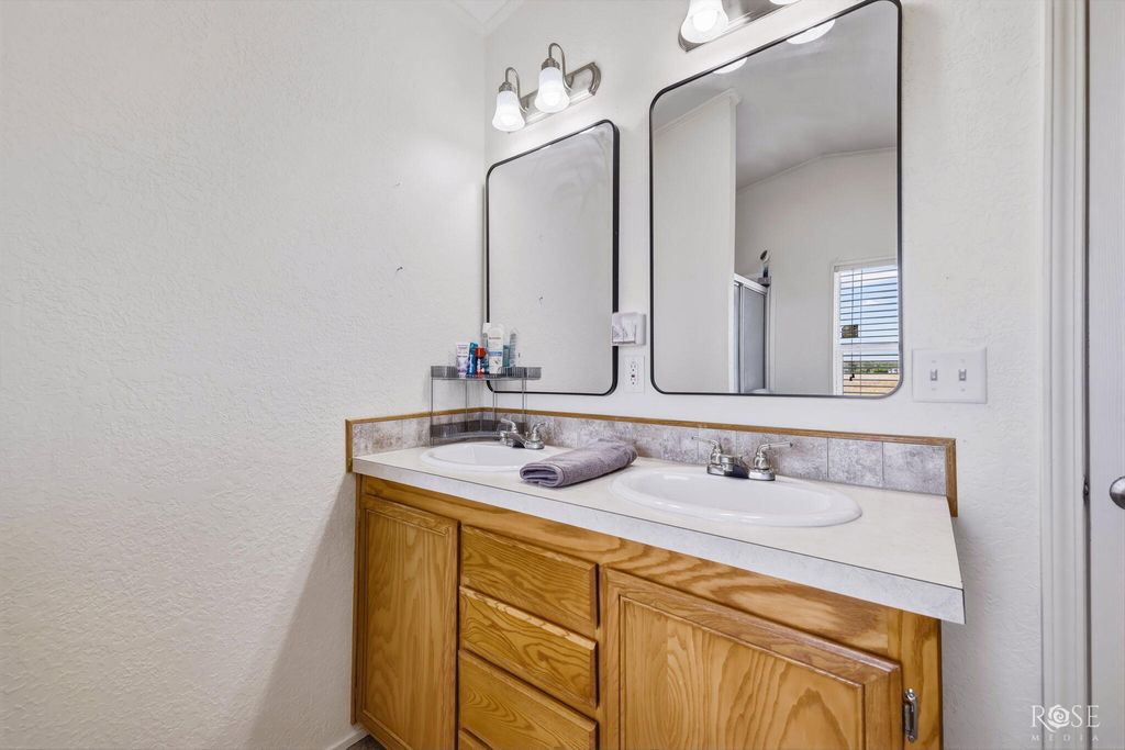 Image 13 of property listing at 908 Fm 380, Paint Rock, TX 76866