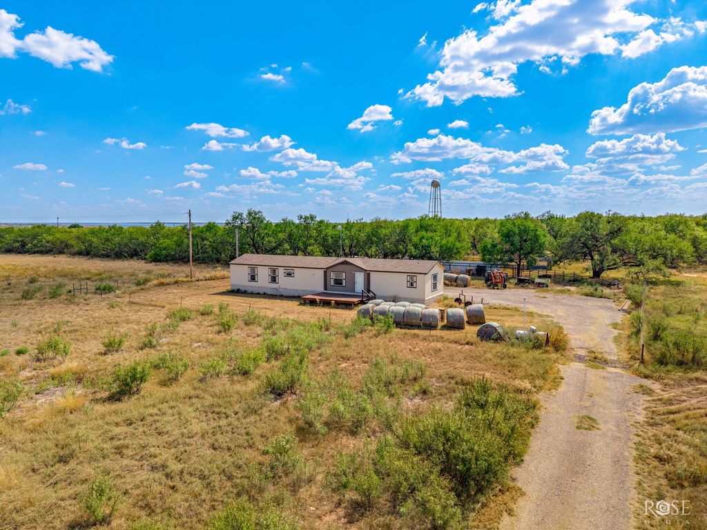 Image 23 of property listing at 908 Fm 380, Paint Rock, TX 76866
