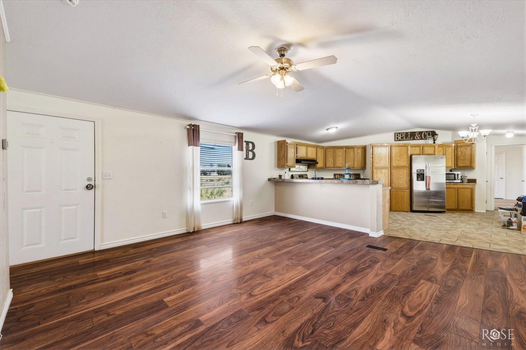 Image 3 of property listing at 908 Fm 380, Paint Rock, TX 76866