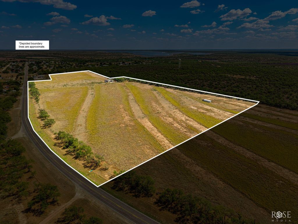 Image 33 of property listing at 908 Fm 380, Paint Rock, TX 76866