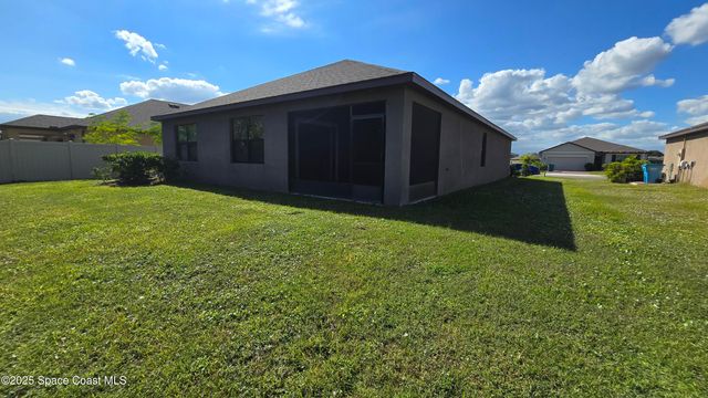 7419 Tourmaline Drive, Grant, FL 32949