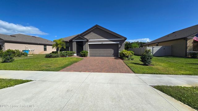7419 Tourmaline Drive, Grant, FL 32949