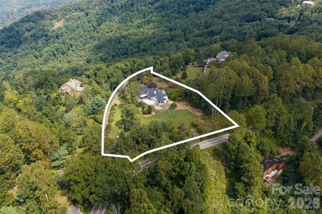 5 Meadow Ridge Drive, Asheville, NC 28804