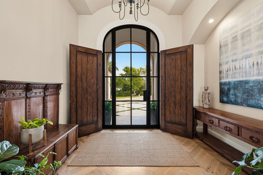 8315 Eagle Mountain Circle, Fort Worth, TX 76135 — photo 2
