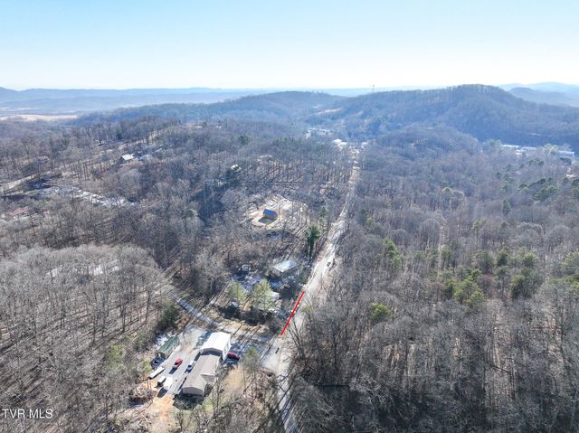 329 Hillcrest Street, Rogersville, TN 37857