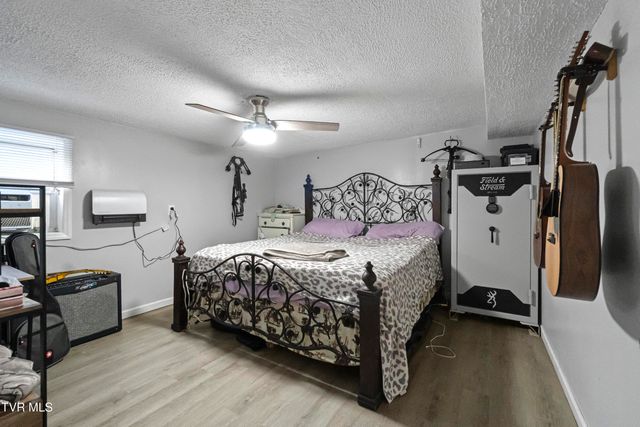 329 Hillcrest Street, Rogersville, TN 37857