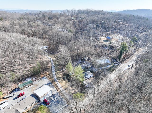 329 Hillcrest Street, Rogersville, TN 37857