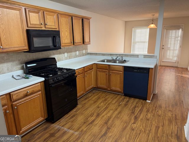 301 Othello Drive, Hampton, GA 30228