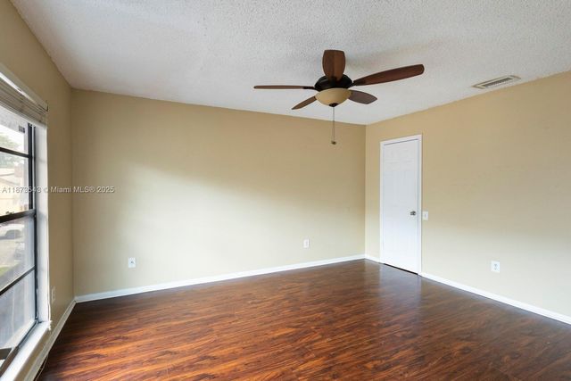 6924 SW 114th Pl H56, Miami, FL 33173