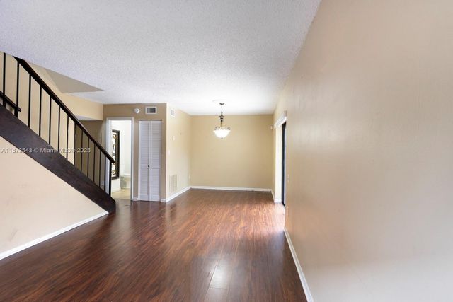 6924 SW 114th Pl H56, Miami, FL 33173