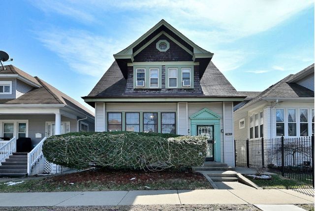 5411 W Thomas Street, Chicago, IL 60651