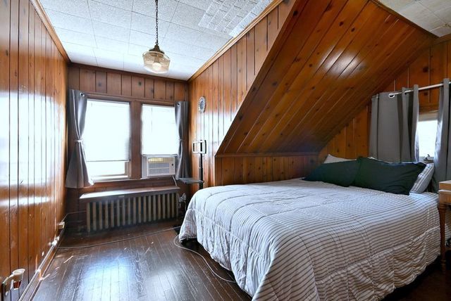 5411 W Thomas Street, Chicago, IL 60651