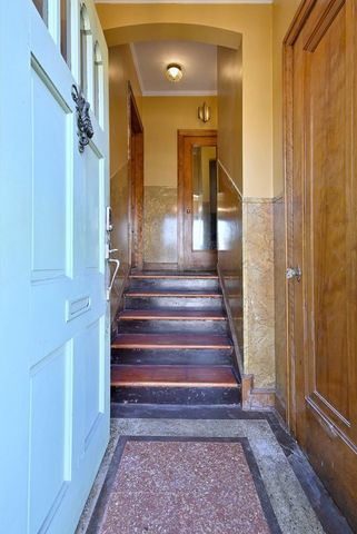 5411 W Thomas Street, Chicago, IL 60651