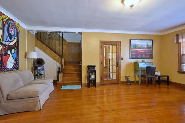 5411 W Thomas Street, Chicago, IL 60651